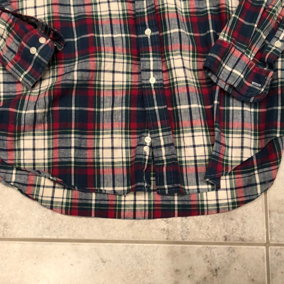 Tommy Hilfiger large button down shirt - Picture 6 of 9